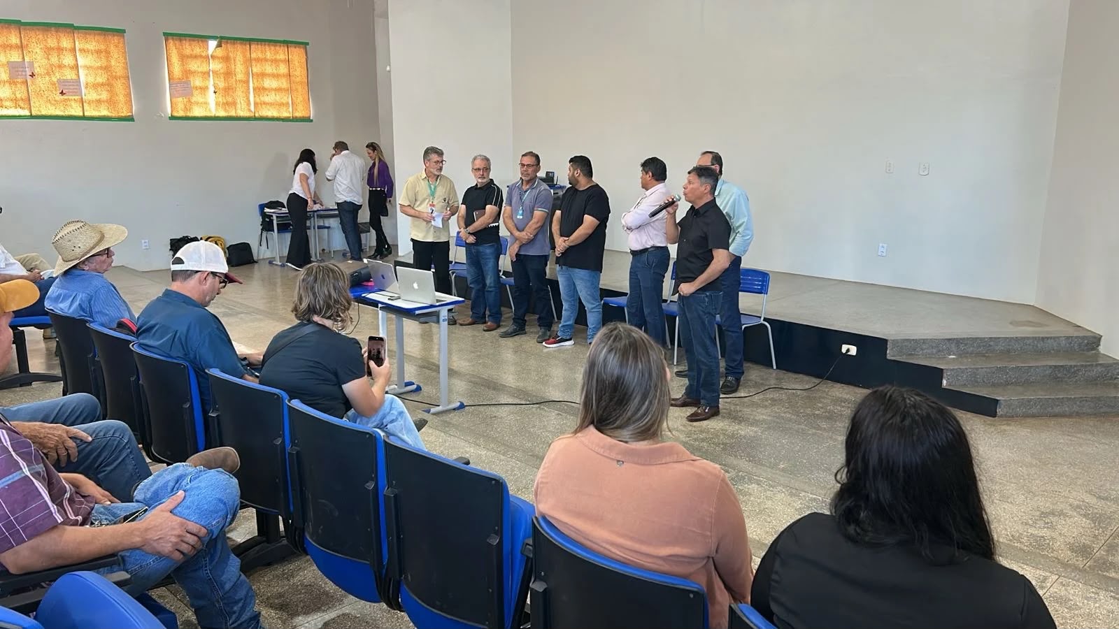 Reunião de abertura do projeto de ATER Fundiária e Ambiental em Comodoro