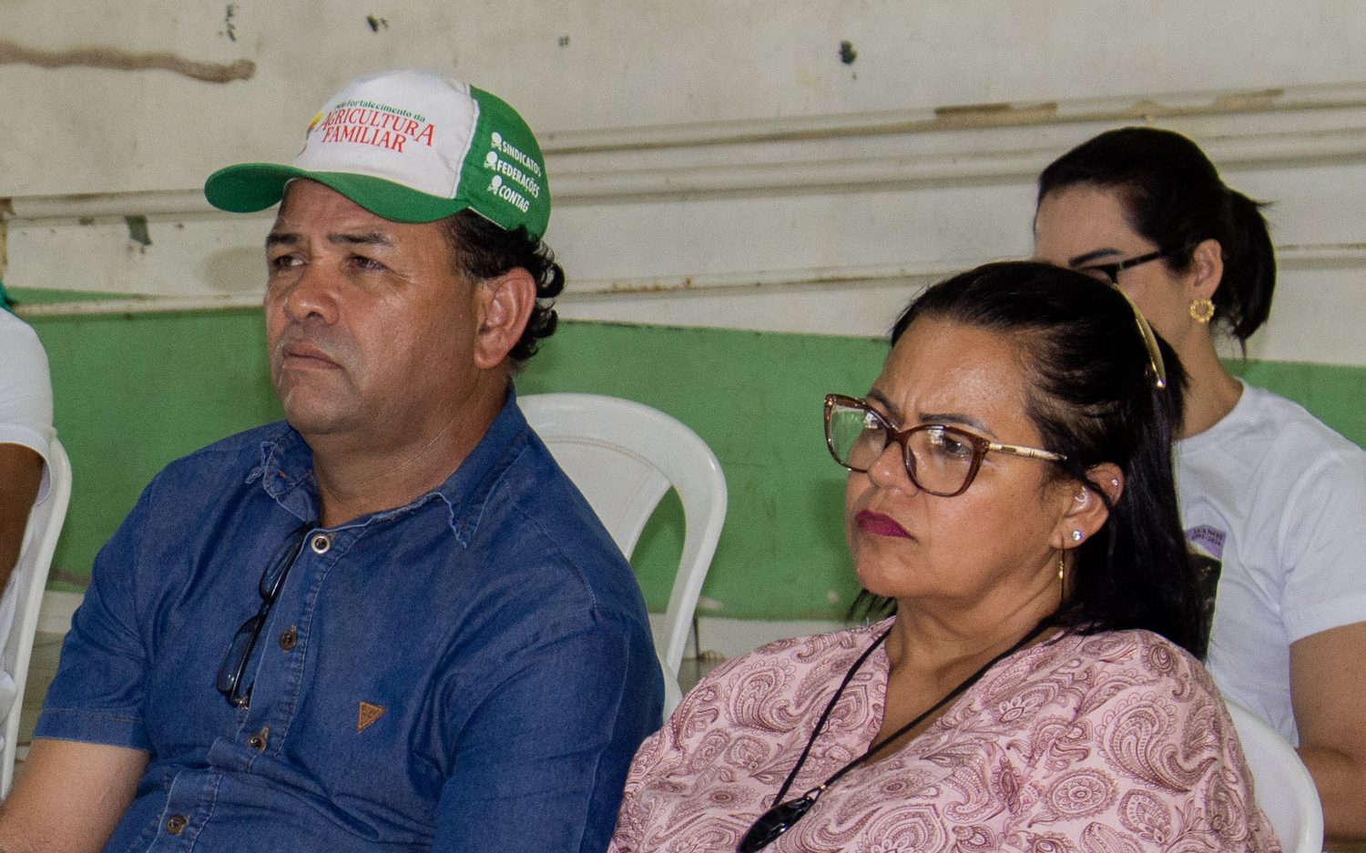 Sidimar Otaviano e Lúcia acompanhando a oficina da CONAB