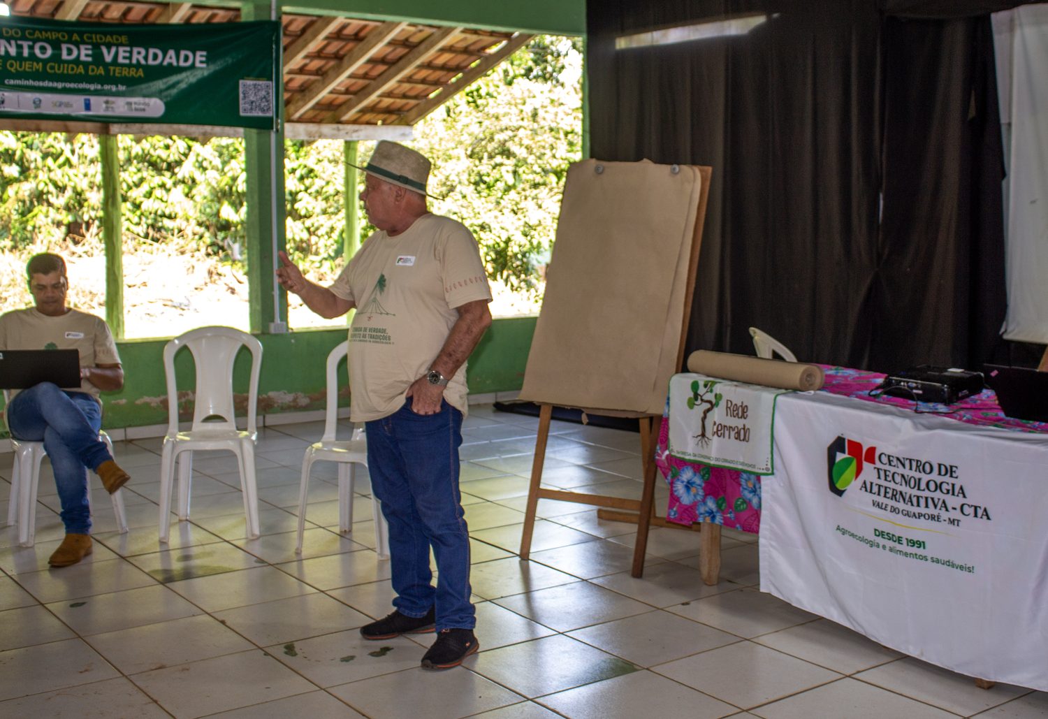 Vilmon Alves Ferreira, presidente do CTA, fala aos participantes